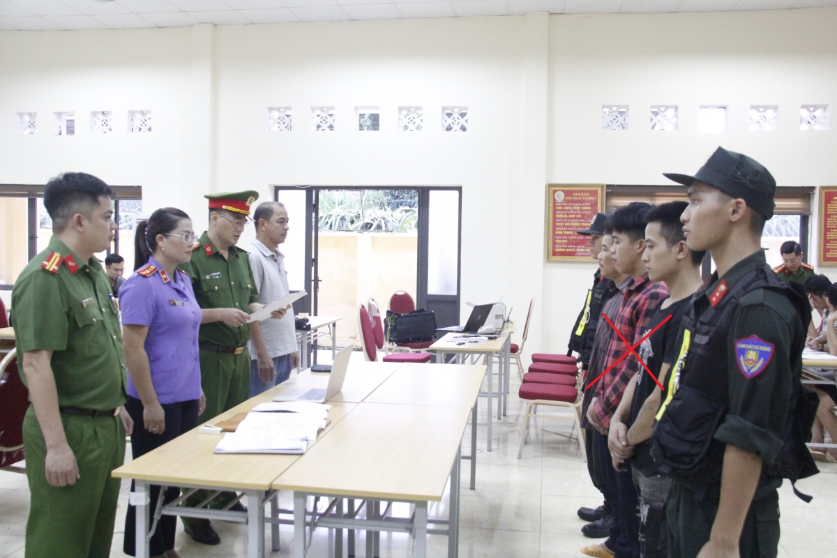 Đến nay, Cơ quan CSĐT Công an tỉnh Sơn La đã khởi tố vụ án, khởi tố 42 bị can trong vụ “Vàng tặc”