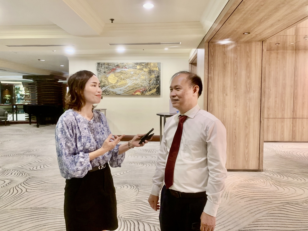 Phóng viên Hà Nho phỏng vấn ông Phạm Văn Bộ, Phó Giám đốc Học viện Chiến lược, bồi dưỡng cán bộ xây dựng