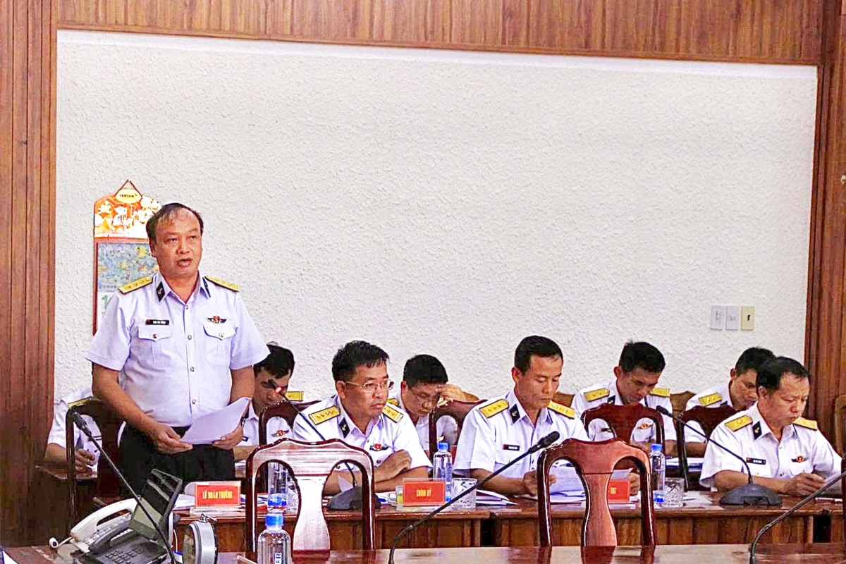 Thượng tá Trần Văn Vương, Lữ đoàn trưởng báo cáo kết quả thực hiện nhiệm vụ quân sự quốc phòng
