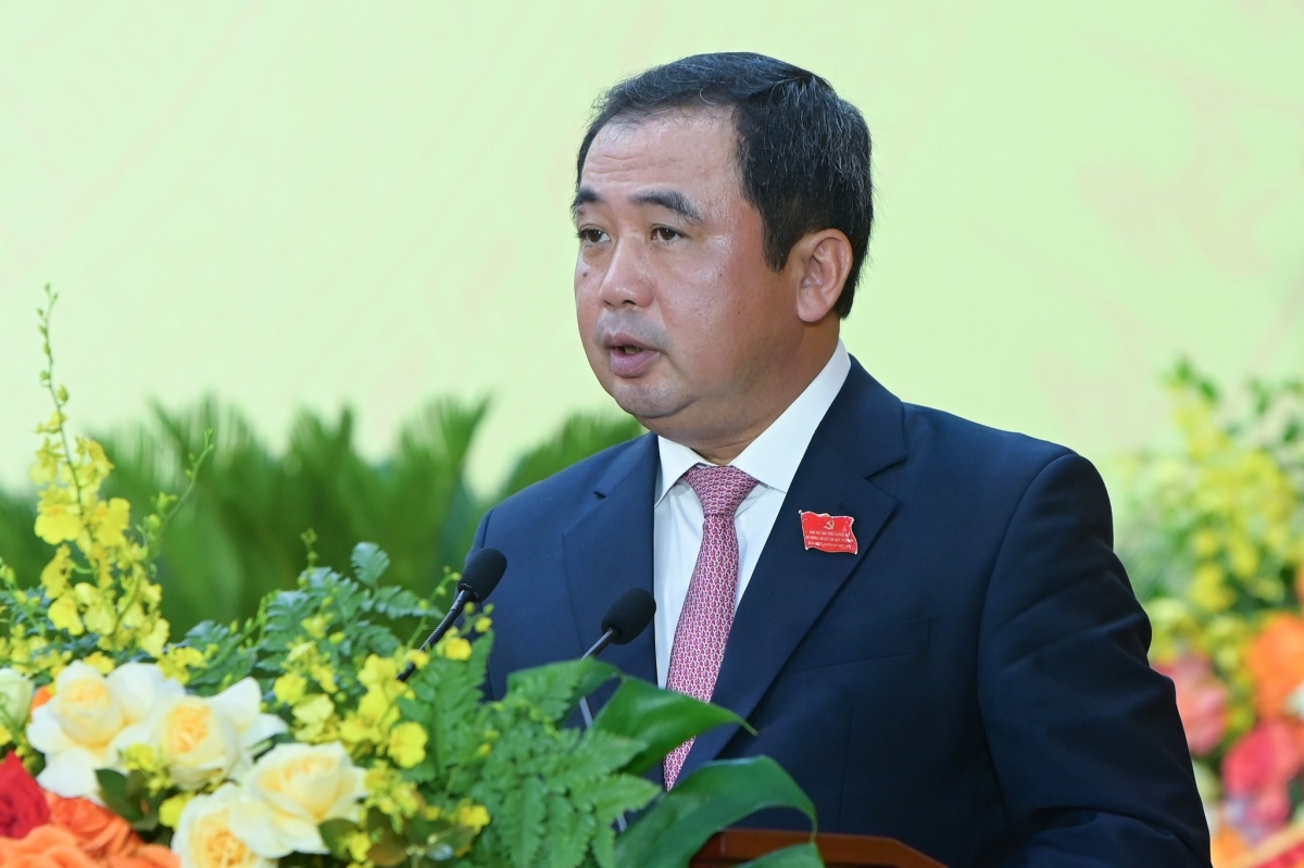 Bí thư Đảng uỷ Bộ Nông nghiệp và Môi trường Trần Đức Thắng phát biểu khai mạc Đại hội