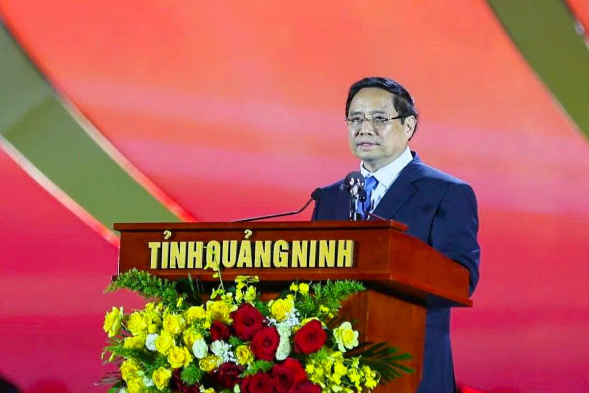 Thủ tướng Phạm Minh Chính nhấn mạnh, cần tiếp tục thực hiện đồng bộ, quyết liệt, hiệu quả các nhiệm vụ, giải pháp đề ra để văn hóa trở thành "sức mạnh mềm", "sức mạnh nội sinh" của quốc gia - Ảnh: VGP/Nhật Bắc