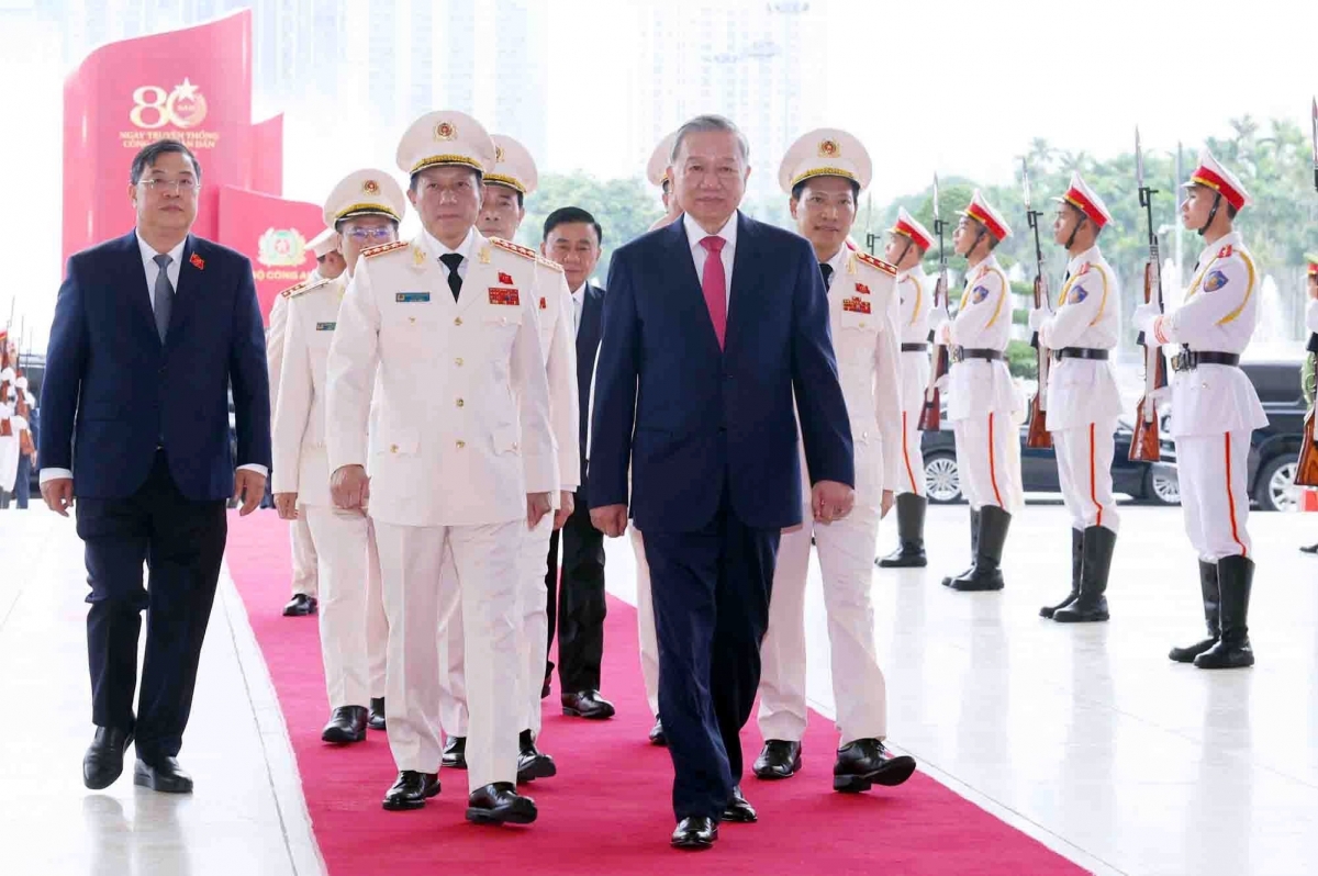Tổng Bí thư Tô Lâm: Mỗi cán bộ, chiến sĩ phải thấm nhuần quan điểm "nhân dân là gốc"