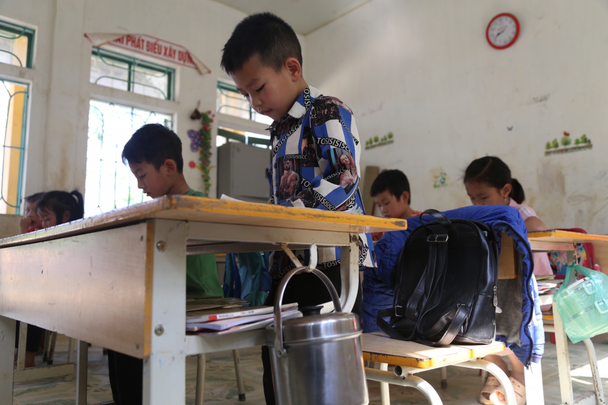 Những ngôi trường nội trú sẽ giúp học sinh không còn phải mang cơm đến lớp