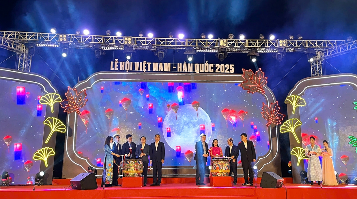 Nghi thức Khai mạc Lễ hội Việt Nam - Hàn Quốc thành phố Đà Nẵng năm 2025