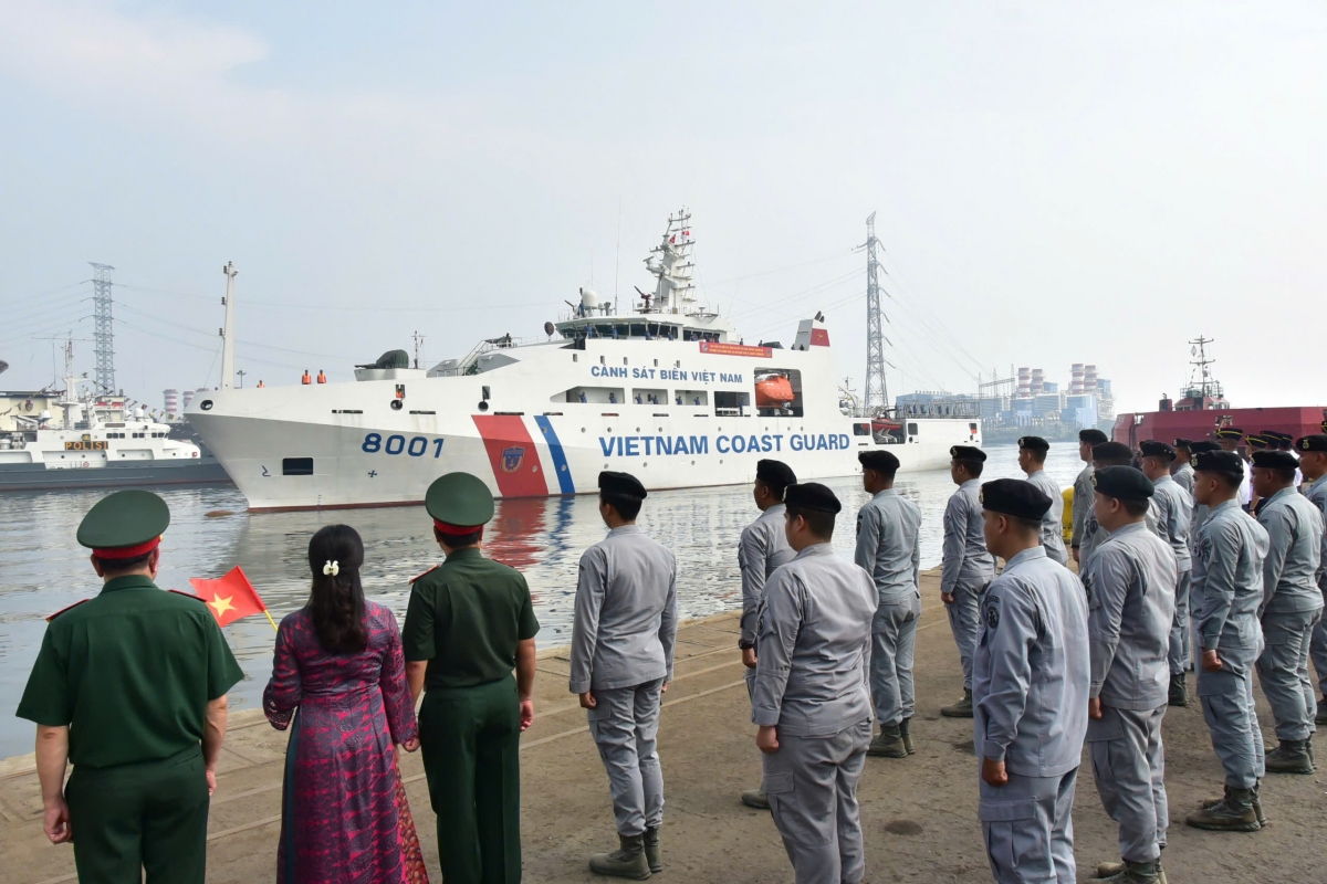 Tàu Cảnh sát biển Việt Nam cập cảng thành phố Jakarta, Indonesia