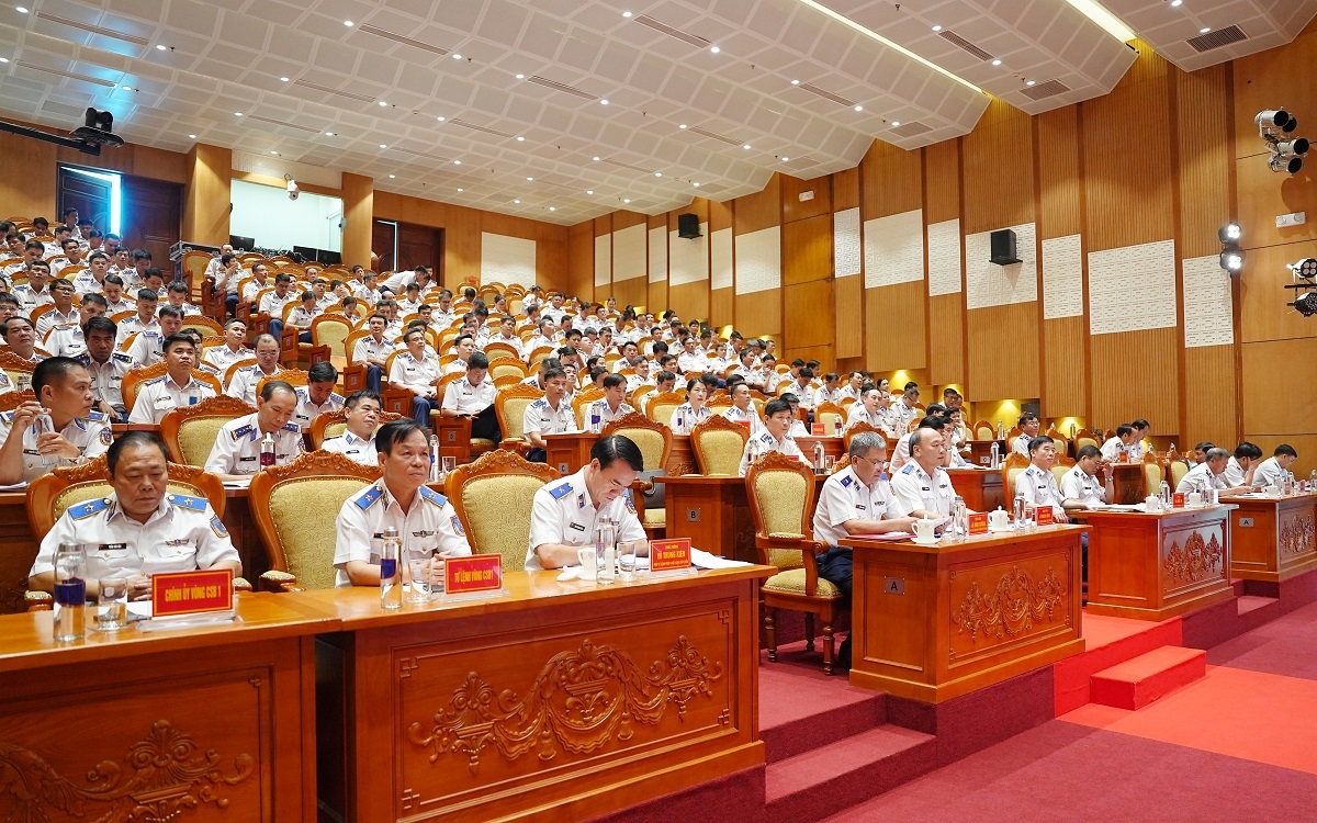 Các đại biểu tham dự Lễ phát động.