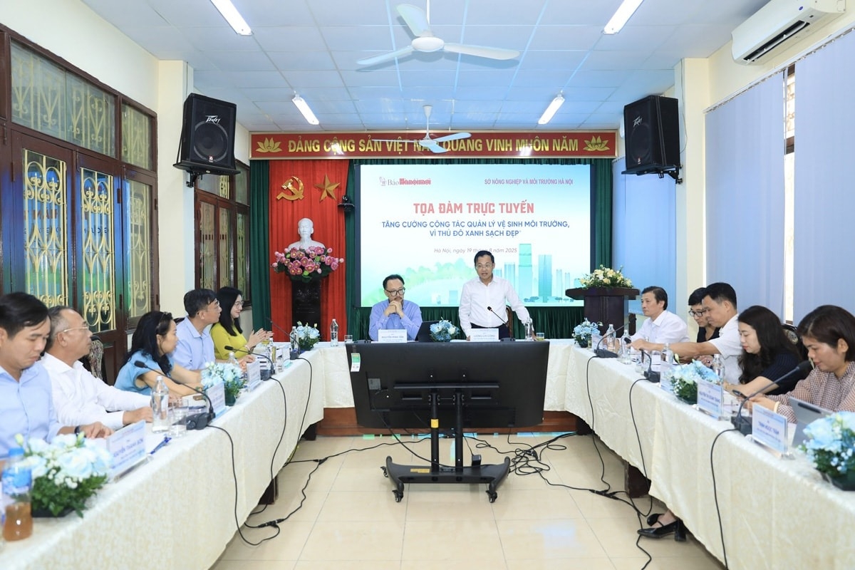 Quang cảnh tọa đàm.