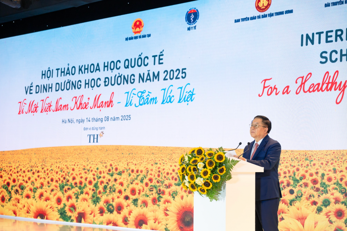 Ủy viên Bộ Chính trị, Bí thư Trung ương Đảng, Trưởng ban Tuyên giáo và Dân vận Trung ương Nguyễn Trọng Nghĩa tại Hội thảo. (Ảnh: TTX)