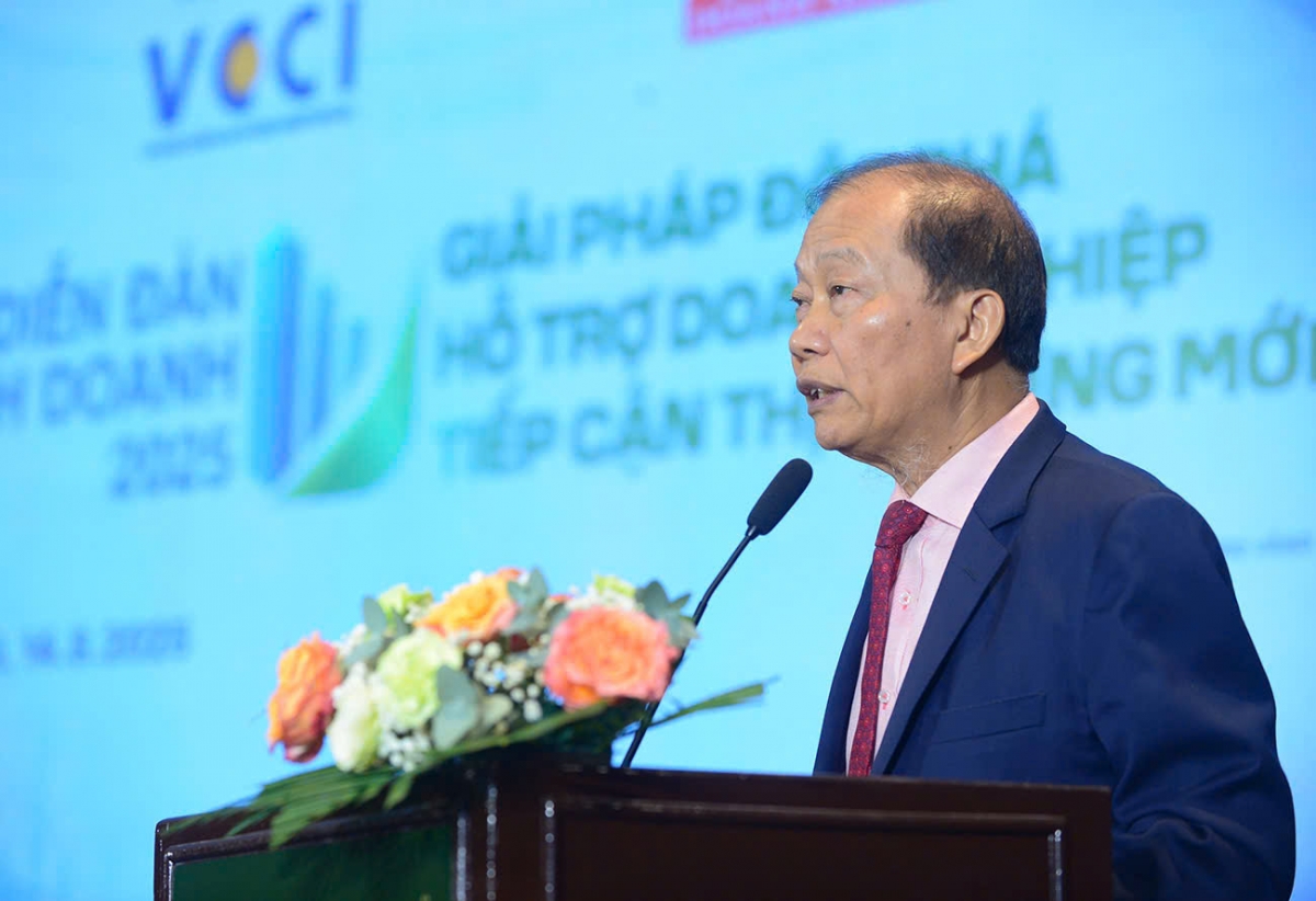 Ông Hoàng Quang Phòng, Phó Chủ tịch Liên đoàn Thương mại và Công nghiệp Việt Nam (VCCI)
