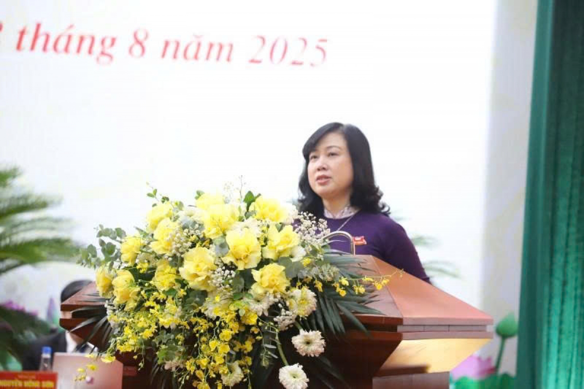 Bí thư Đảng uỷ, Bộ trưởng Bộ Y tế Đào Hồng Lan phát biểu tại Đại hội