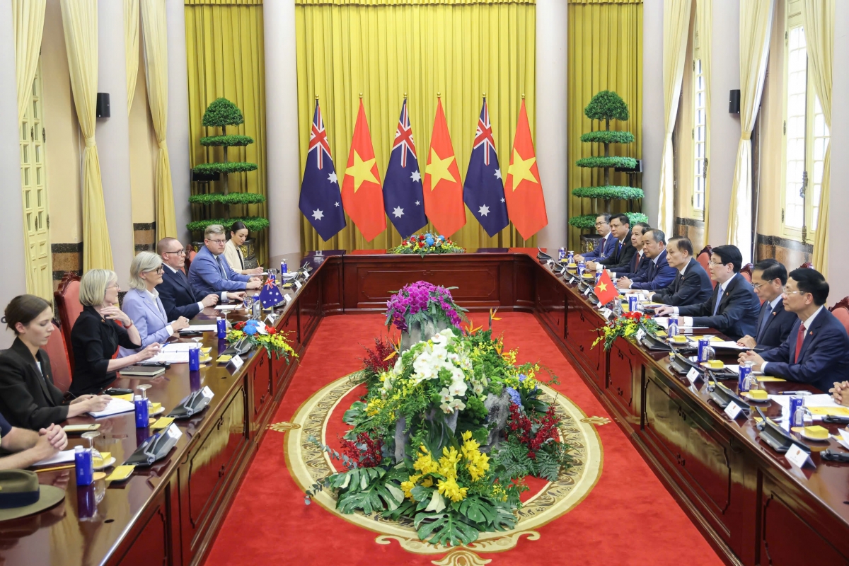 Toàn cảnh hội đàm
