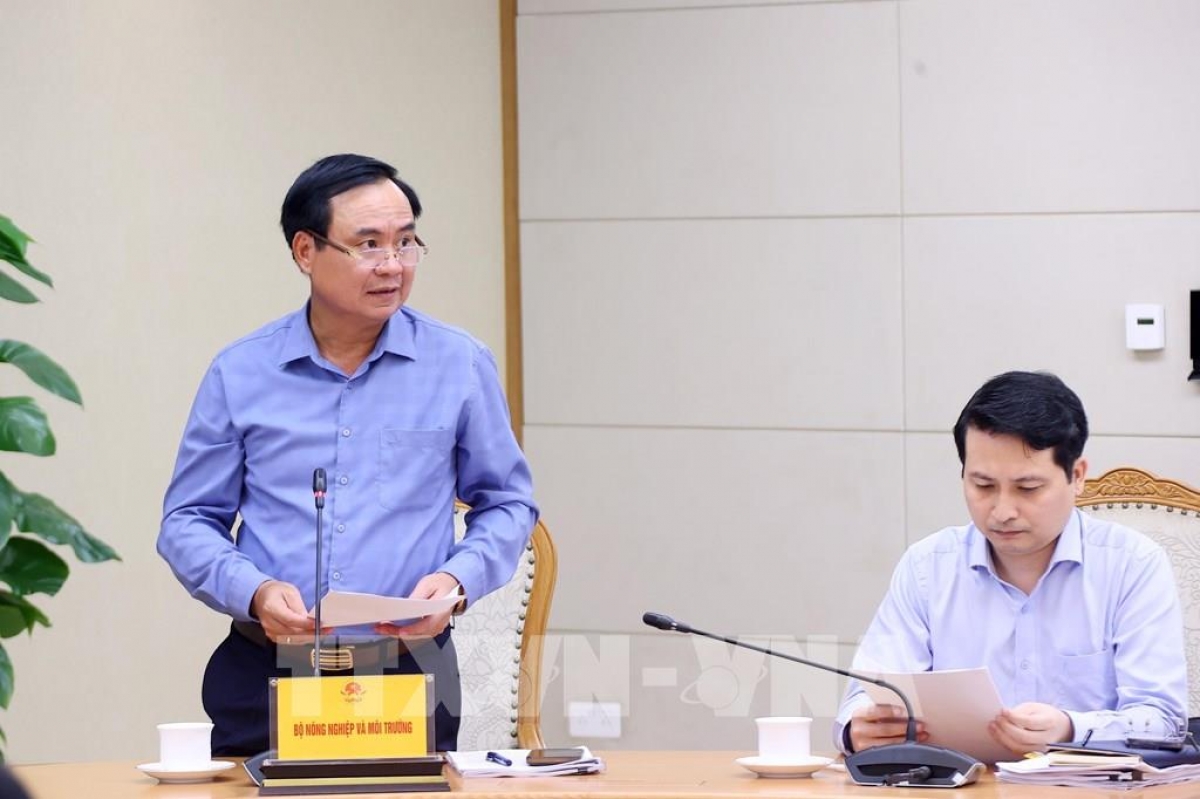 Thứ trưởng Bộ Nông nghiệp và Môi trường Võ Văn Hưng
