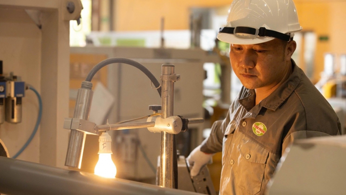 Nhựa được ứng dụng thiết yếu trong nhiều lĩnh vực nhờ đặc tính nhẹ, bền và linh hoạt.