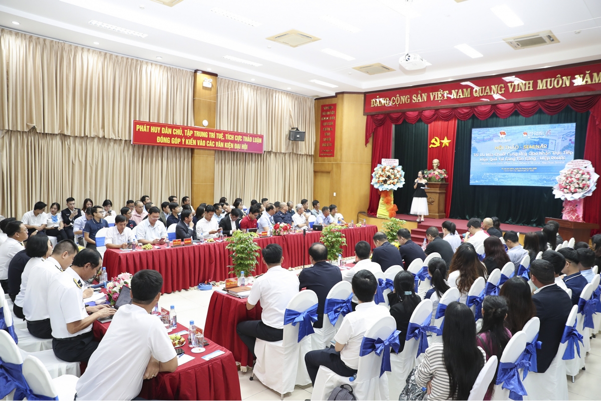 Quang cảnh buổi hội thảo