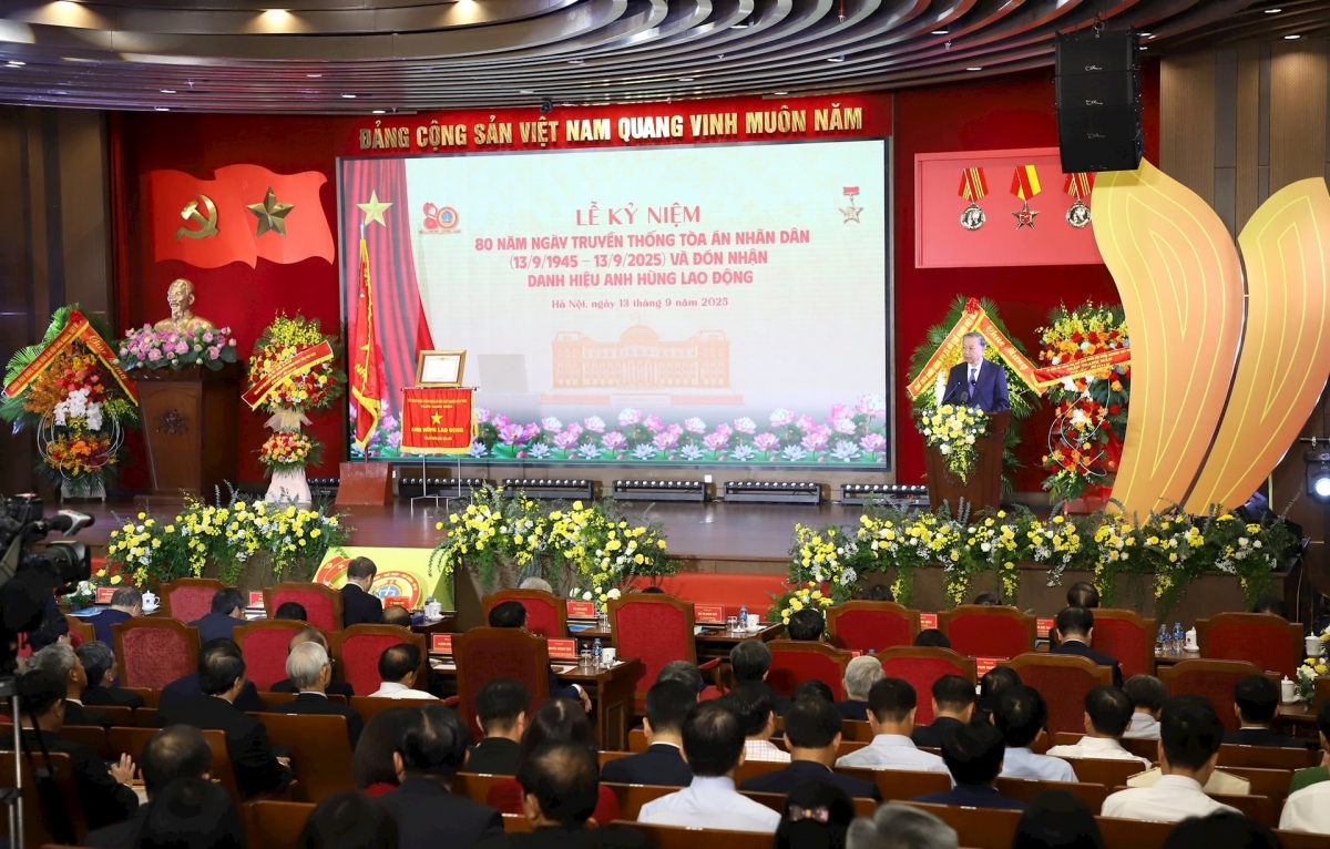 Tổng Bí thư Tô Lâm dự và phát biểu tại lễ kỉ niệm 80 năm Ngày truyền thống Tòa án nhân dân.