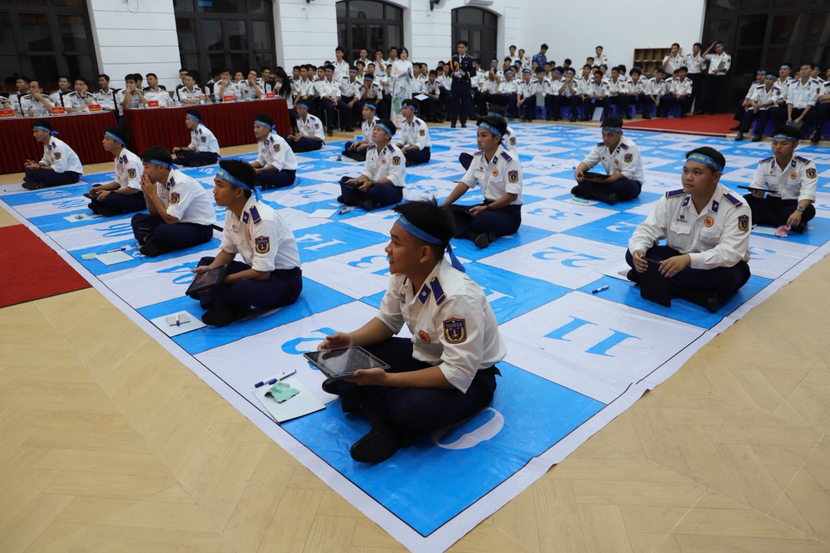 Hình thức thi trên máy tính bảng bằng ứng dụng Kahoot được áp dụng tại phần thi chung cuộc.