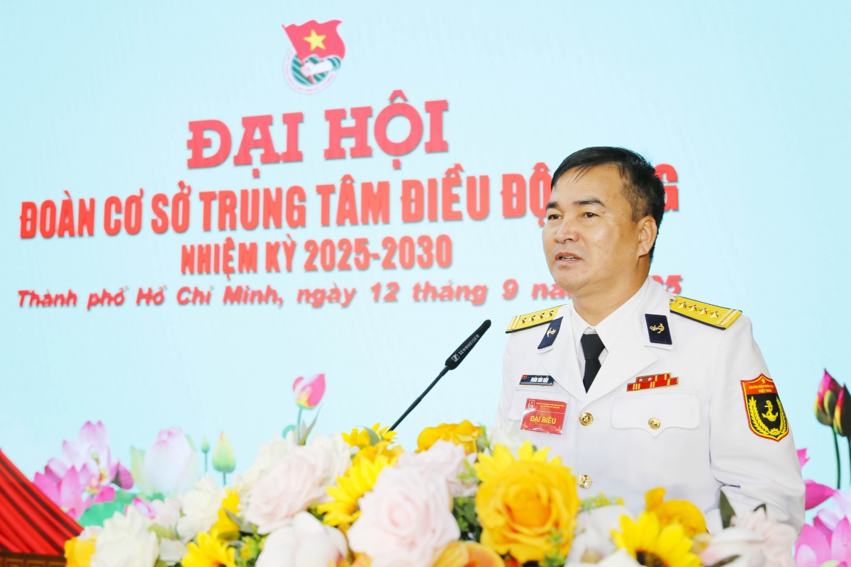 Đại tá Đoàn Văn Uẩn, Phó Chủ nhiệm Chính trị Binh đoàn 20 chủ trì rút kinh nghiệm đại hội