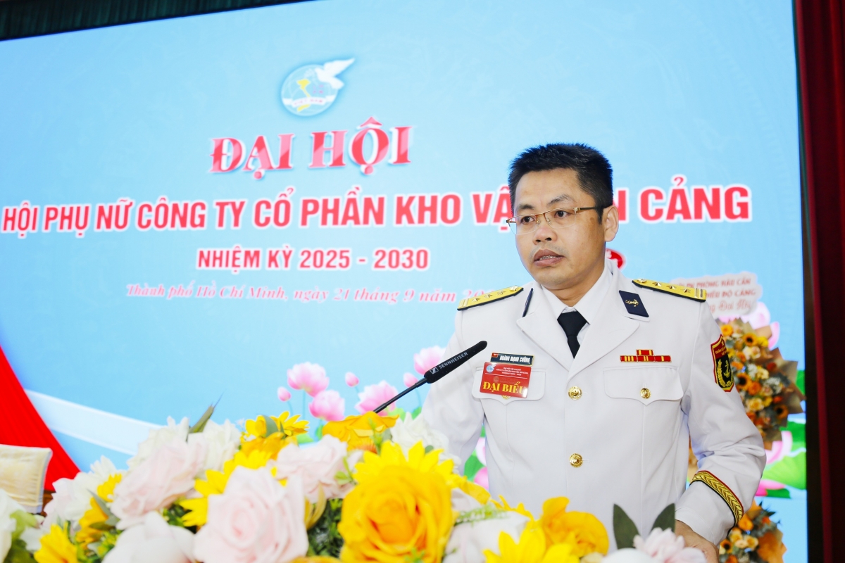 Thượng tá Hoàng Mạnh Cường, Phó Chủ nhiệm Chính trị Binh đoàn 20 chủ trì rút kinh nghiệm