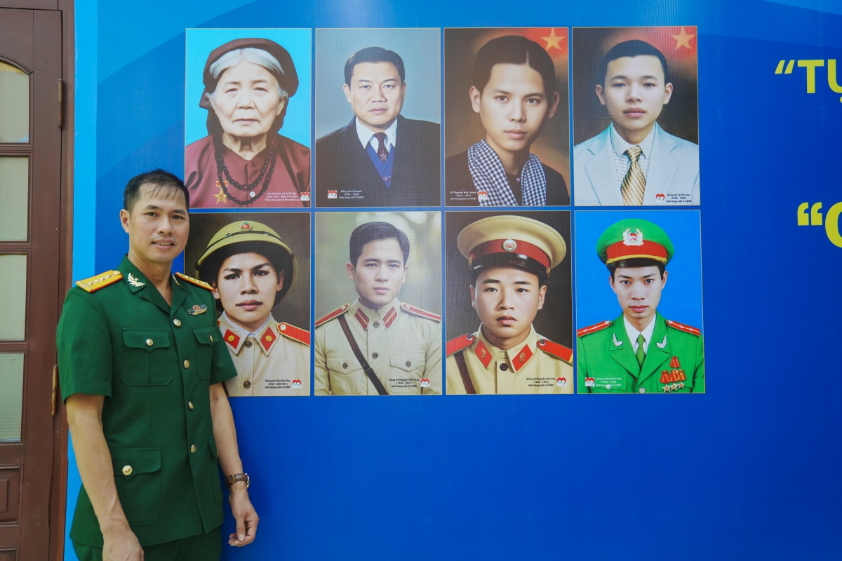 8 di ảnh chân dung màu của các Anh hùng liệt sĩ Công an Nhân dân