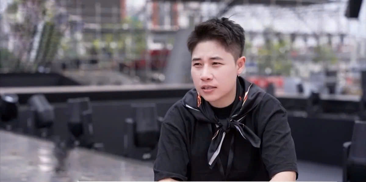Đạo diễn Đinh Hà Uyên Thư