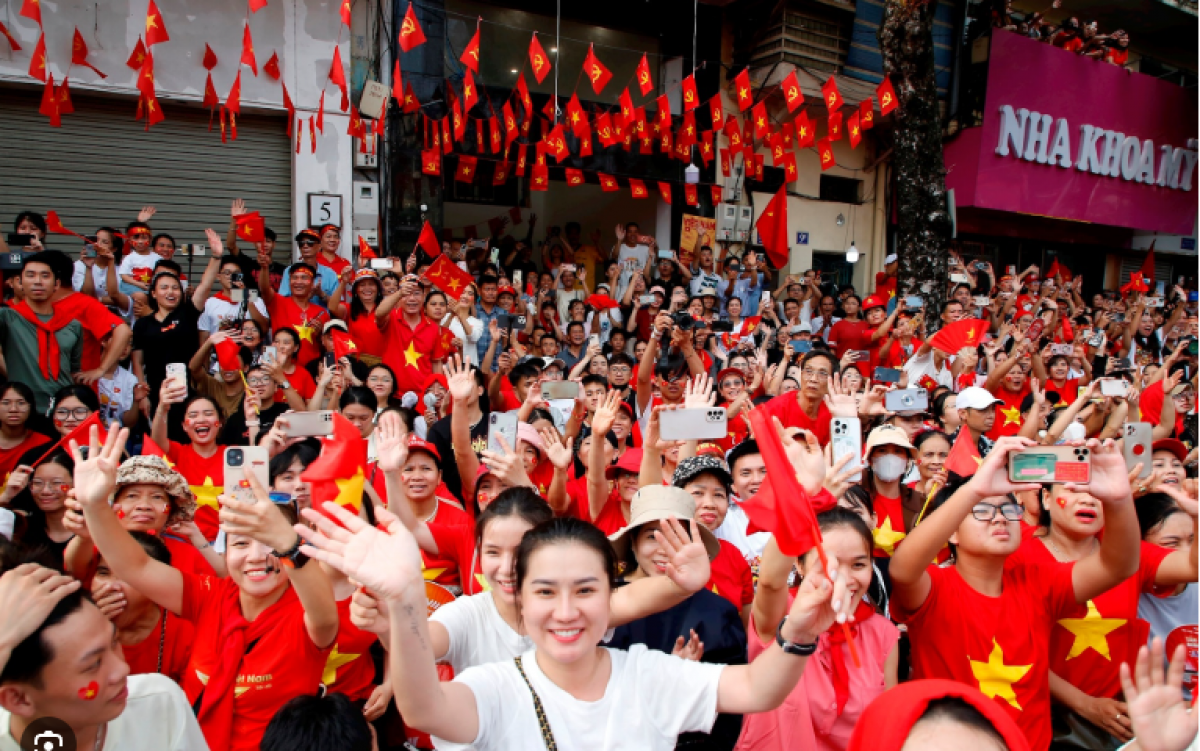 Lòng tự hào dân tộc chính là nền tảng để chúng ta vượt qua khó khăn, đi tới tương lai.