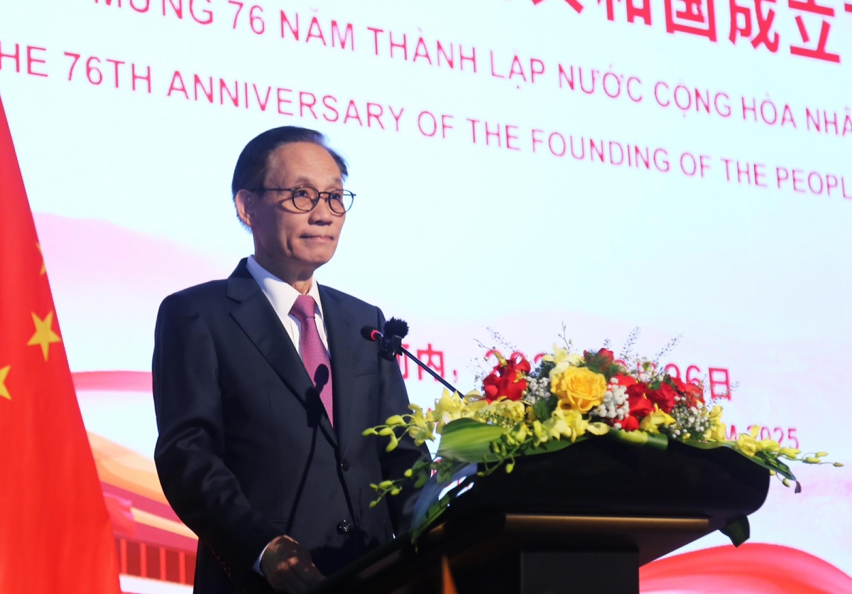 Đồng chí Lê Hoài Trung phát biểu tại tiệc chiêu đãi
