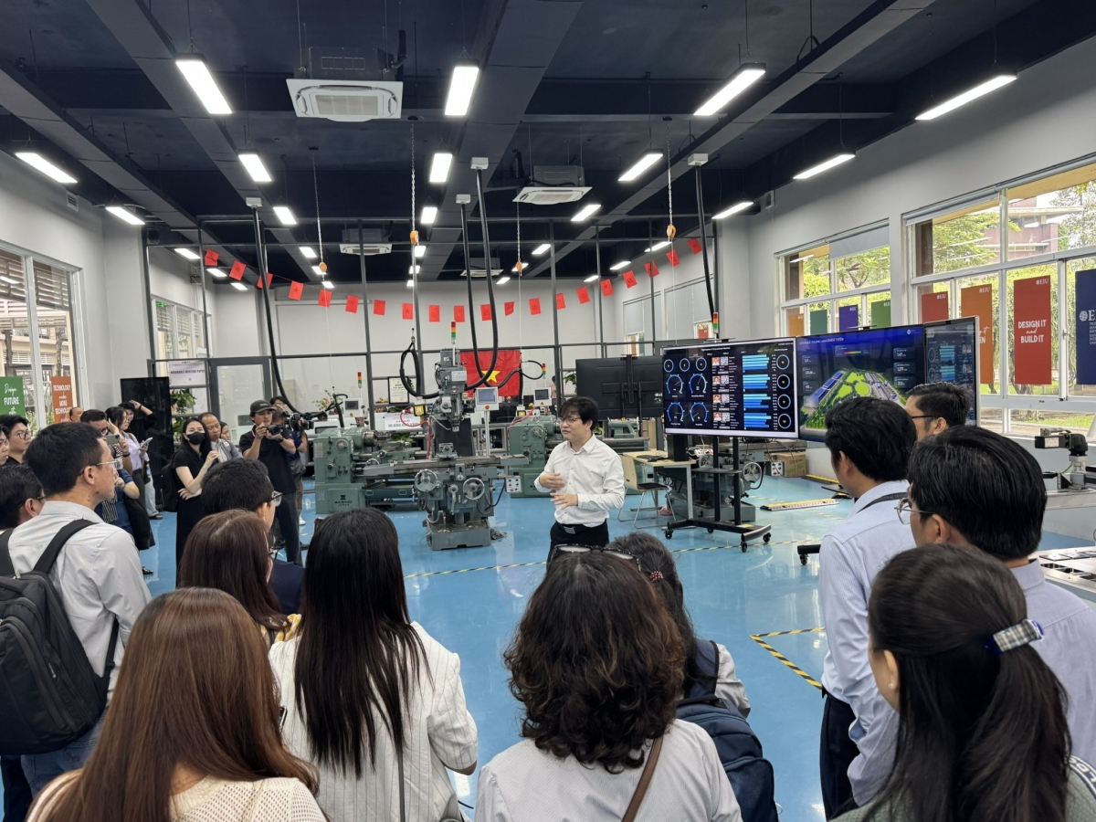 Uni Tour đưa doanh nghiệp đến trường đại học