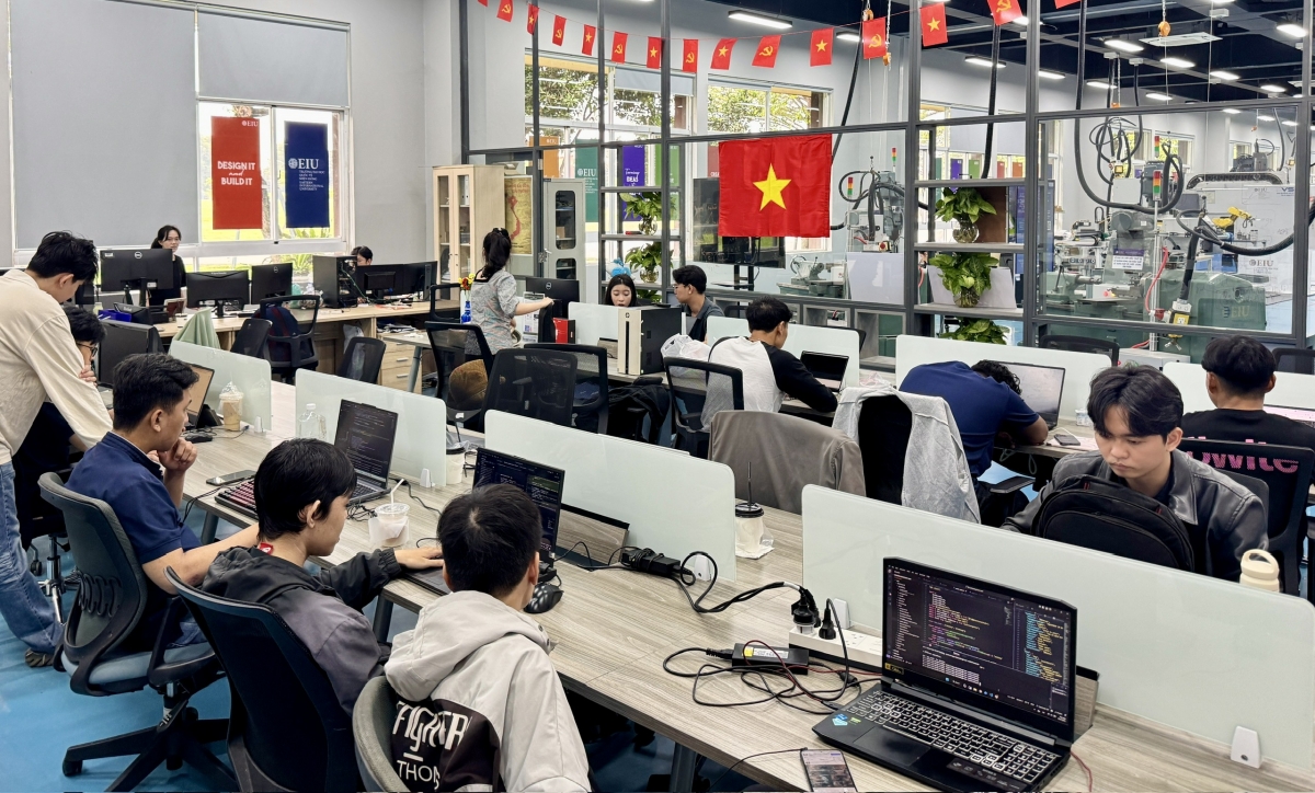 Sinh viên nghiên cứu khoa học gắn với thực tế sản xuất kinh doanh
