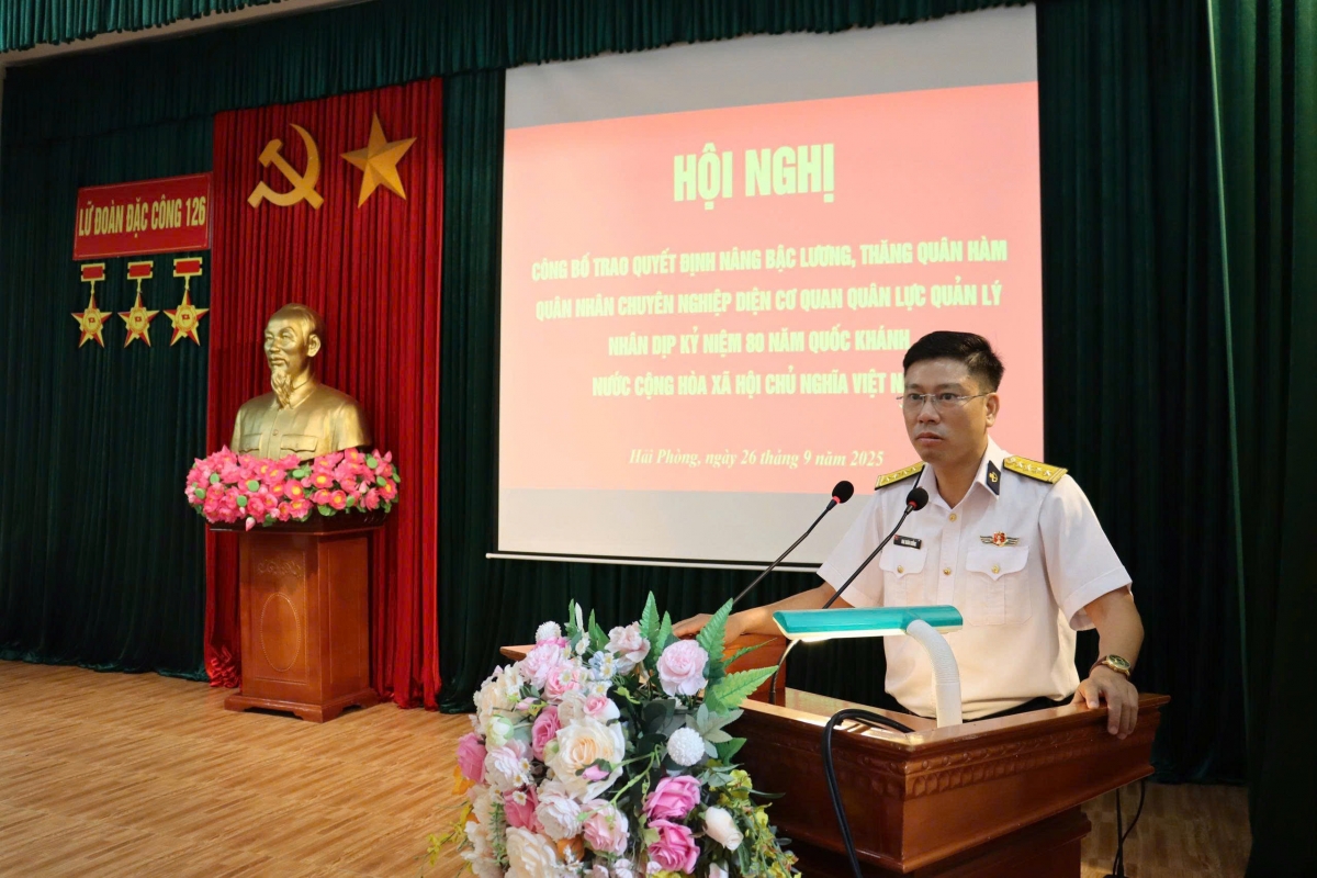 Đại tá Mai Xuân Hưởng, Bí thư Đảng ủy, Chính ủy Lữ đoàn phát biểu