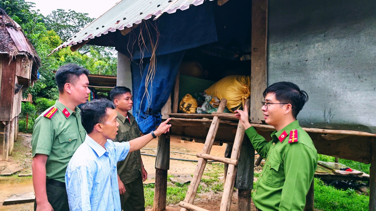Xã miền núi A Vương, TP Đà Nẵng dự trữ lương thực trước bão