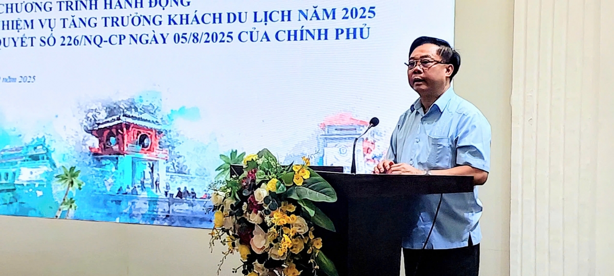 Ông Phạm Văn Thuỷ, Phó Cục trưởng, Cục Du lịch Quốc gia Việt Nam phát biểu tại Hội nghị