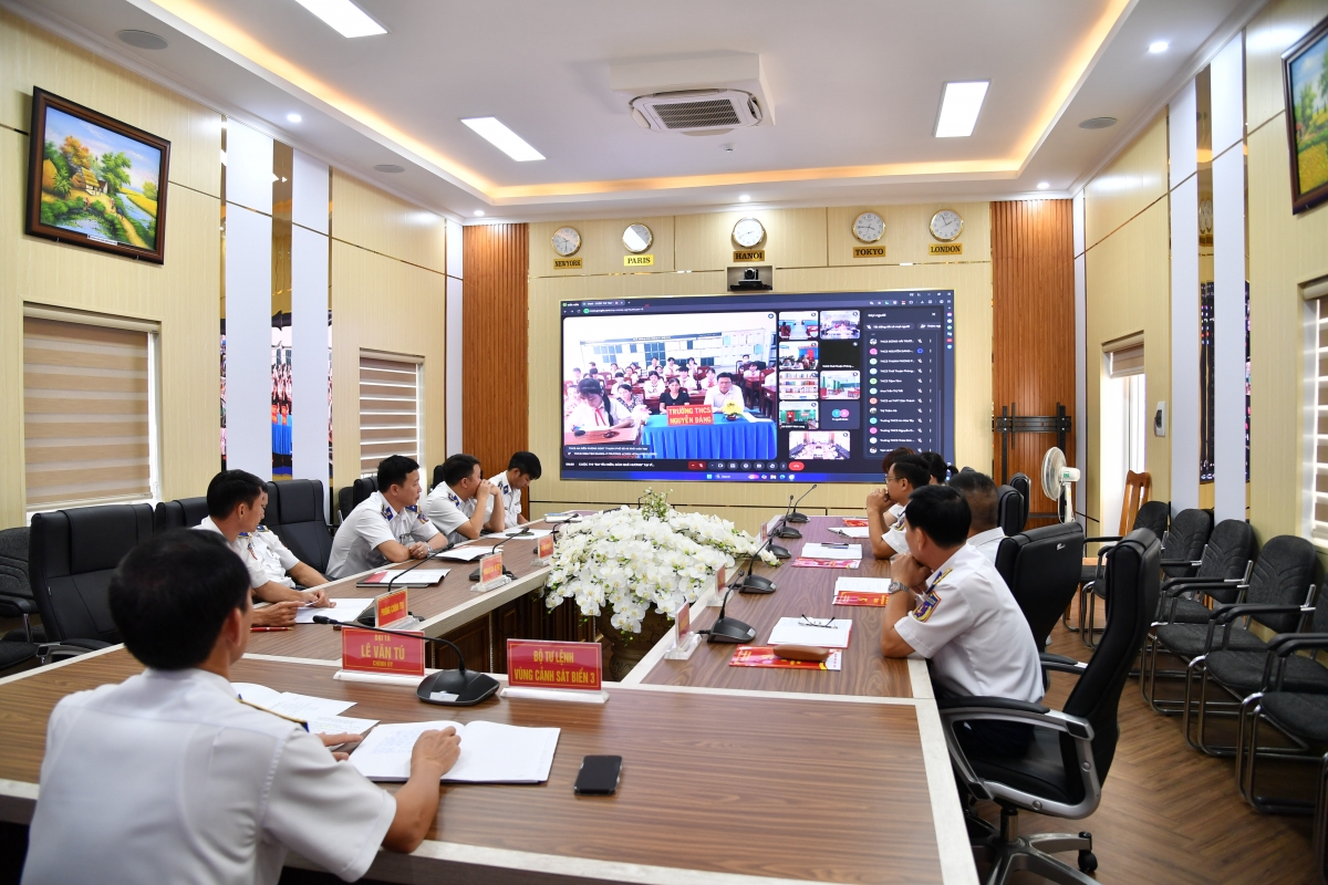 Quang cảnh buổi lễ phát động