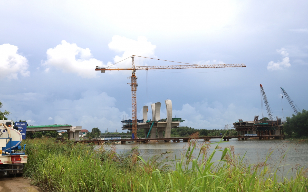 Cầu số 2 bắc qua sông Trà Bồng, tỉnh Quảng Ngãi.