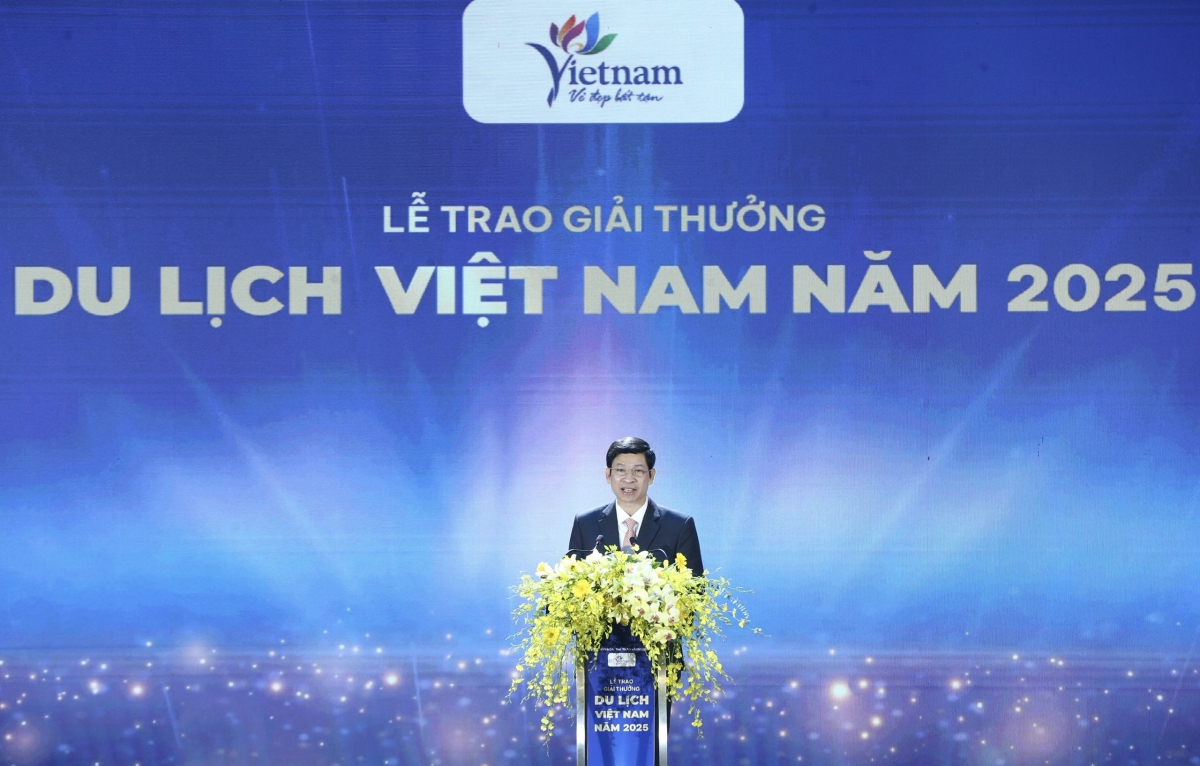 Thứ trưởng Hồ An Phong, Bộ Văn hóa, Thể thao và Du lịch phát biểu tại Lễ trao giải