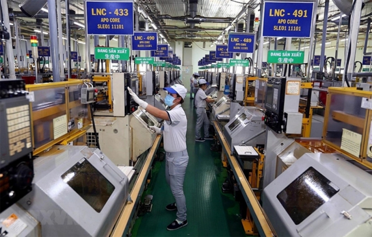 Sử dụng năng lượng tiết kiệm đối với khu vực sản xuất có tác động rất lớn tới vấn đề sử dụng điện tiết kiệm (ảnh VNEEP3)