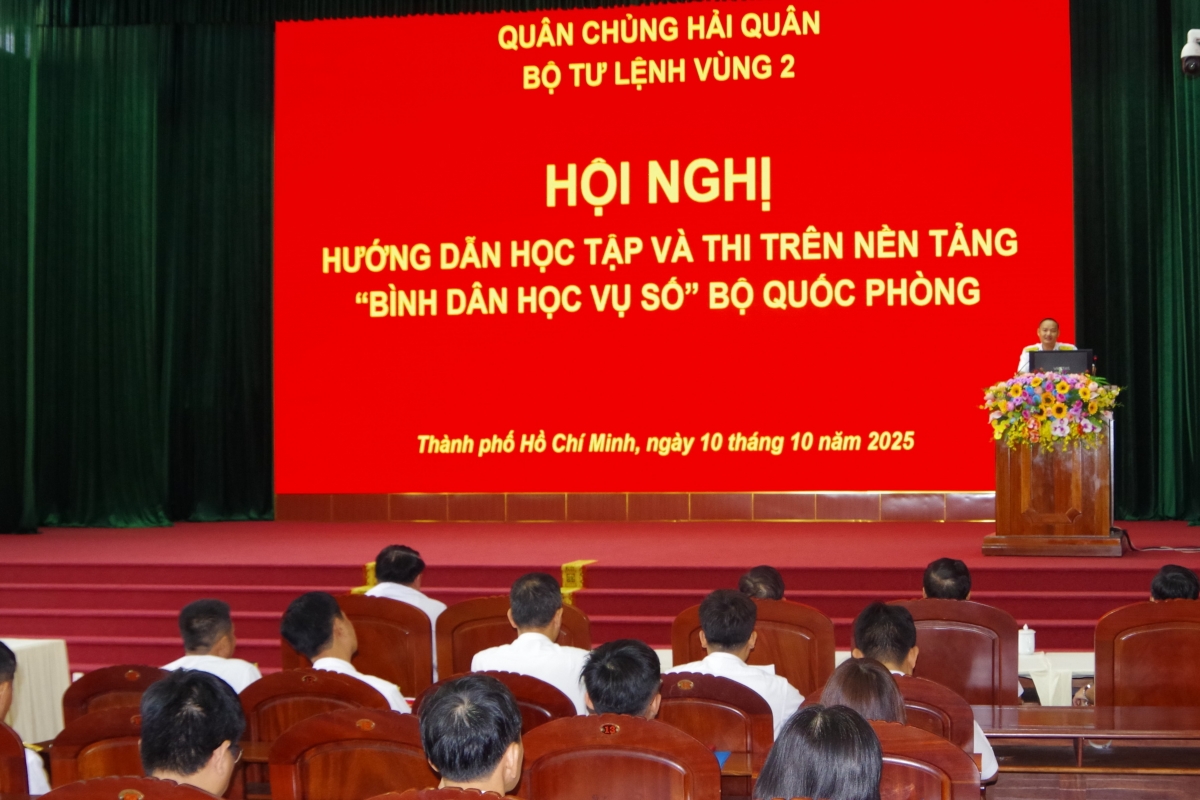 Quang cảnh hội nghị