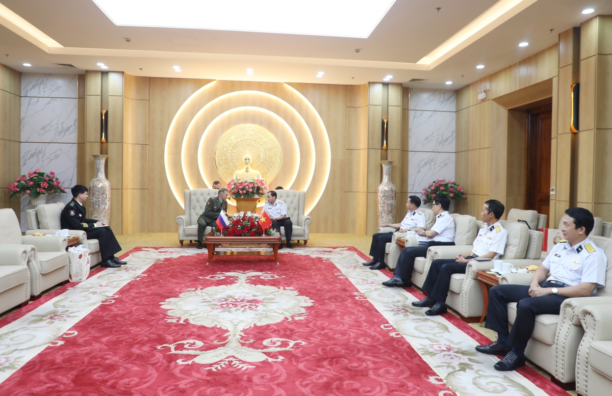 Quang cảnh buổi tiếp