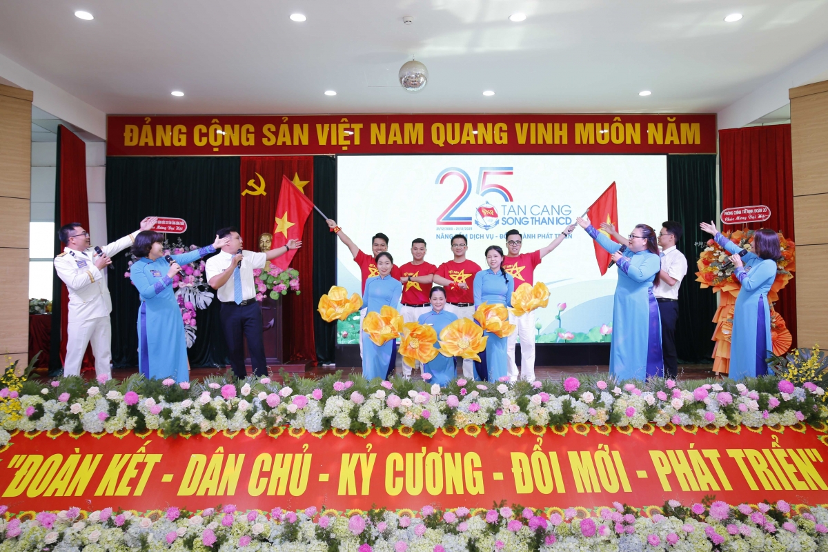 Một tiết mục văn nghệ chào mừng