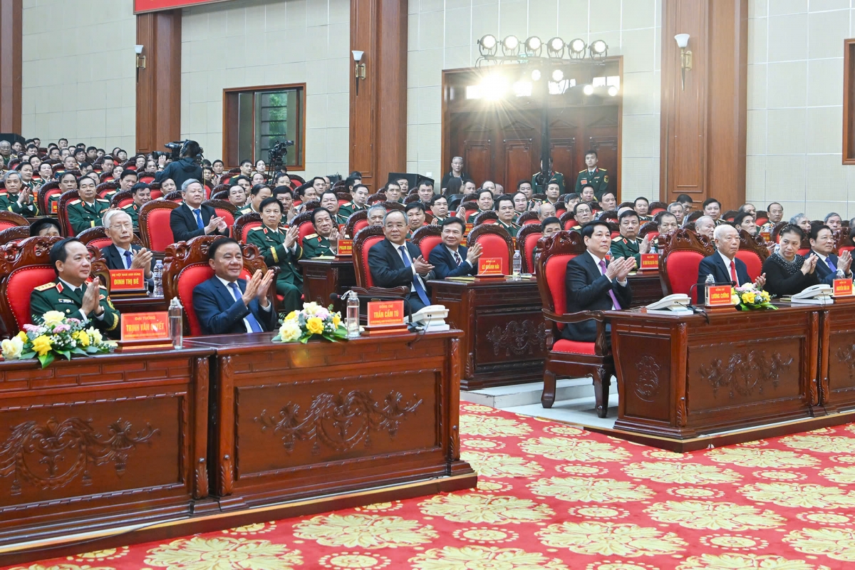 Chủ tịch nước Lương Cường và các đại biểu dự lễ kỷ niệm