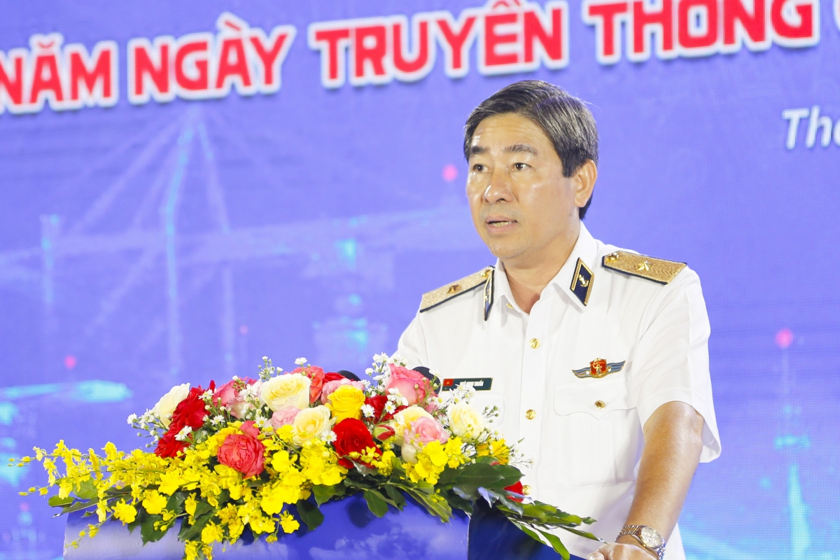 Thiếu tướng Ngô Minh Thuấn phát biểu