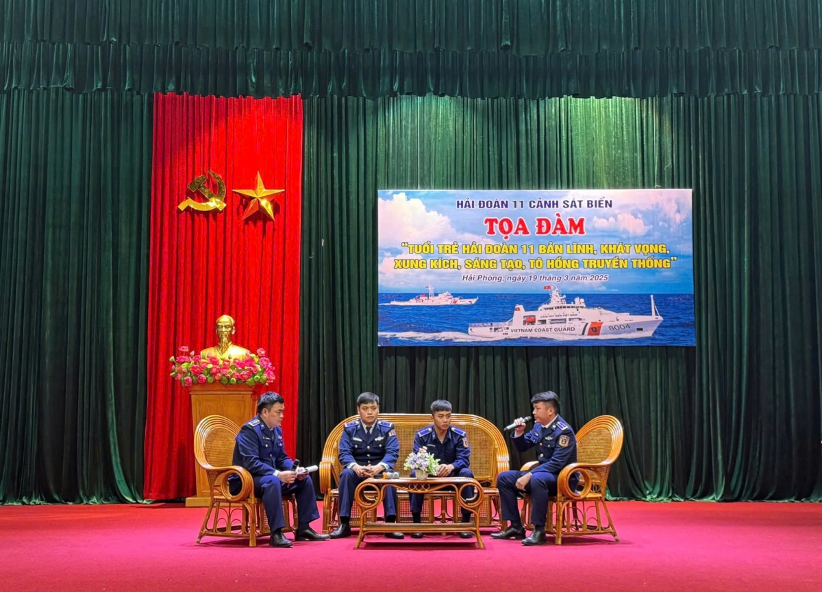Tọa đàm thanh niên