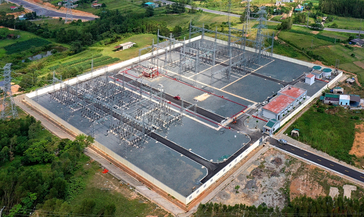 Toàn cảnh Trạm biến áp 220kV Vũng Áng và đường dây đấu nối