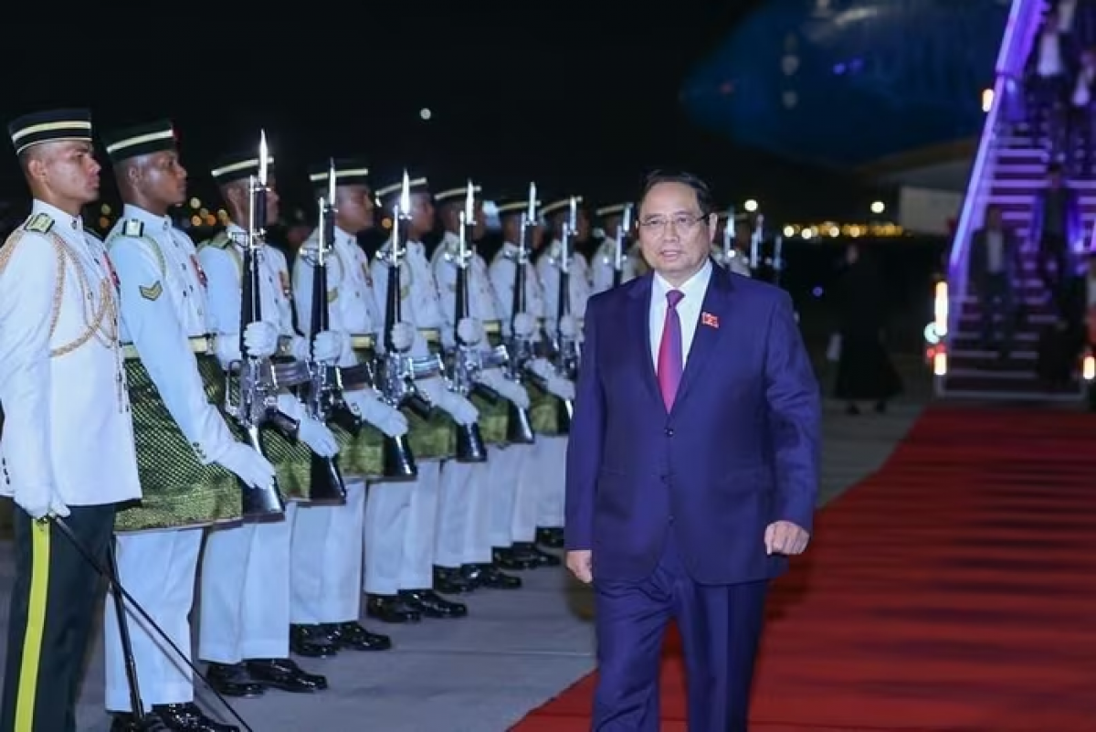 Thủ tướng Phạm Minh Chính tới Thủ đô Kuala Lumpur, Malaysia, bắt đầu chuyến công tác tham dự Hội nghị Cấp cao ASEAN lần thứ 47