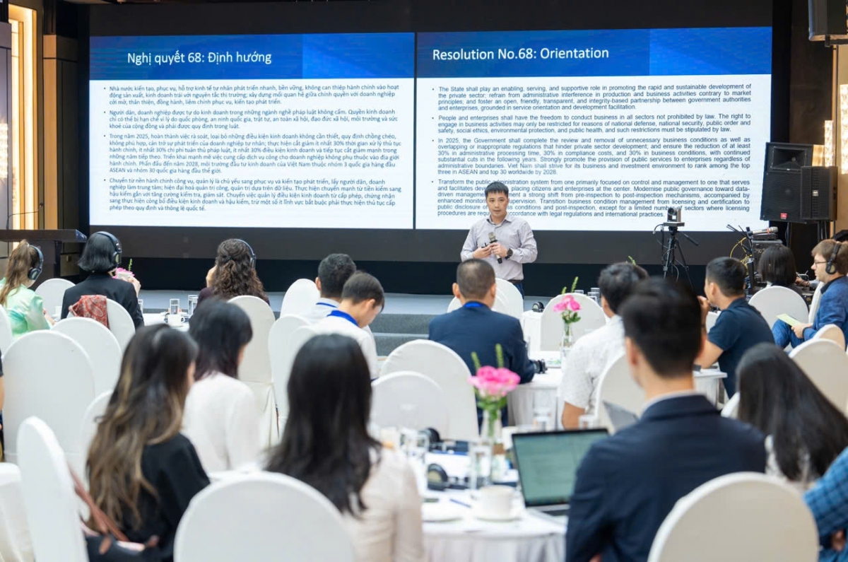 Các đại biểu tham dự hội thảo thảo luận Sáng kiến Khí hậu quốc tế