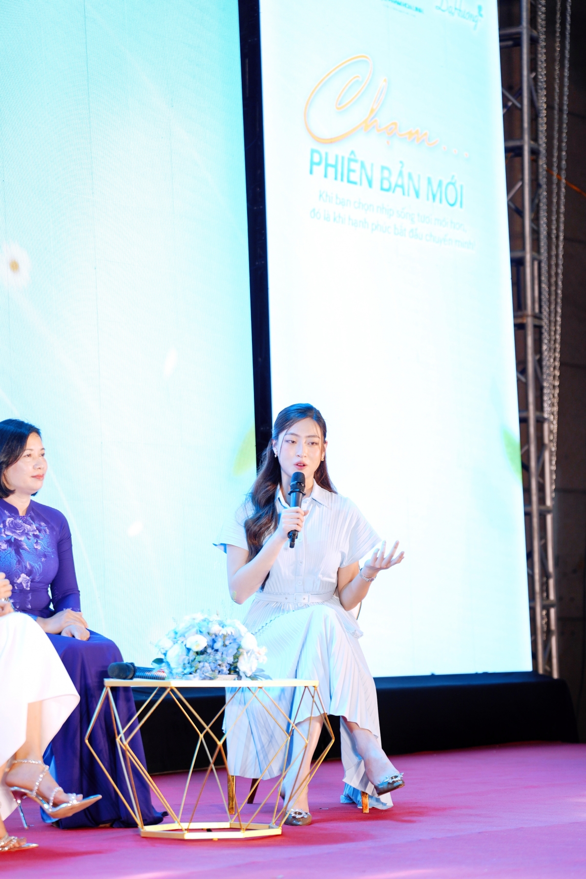 Hoa hậu Lương Thùy Linh đã có những phút trải lòng sâu sắc trong chương trình - Ảnh: Trường Hùng