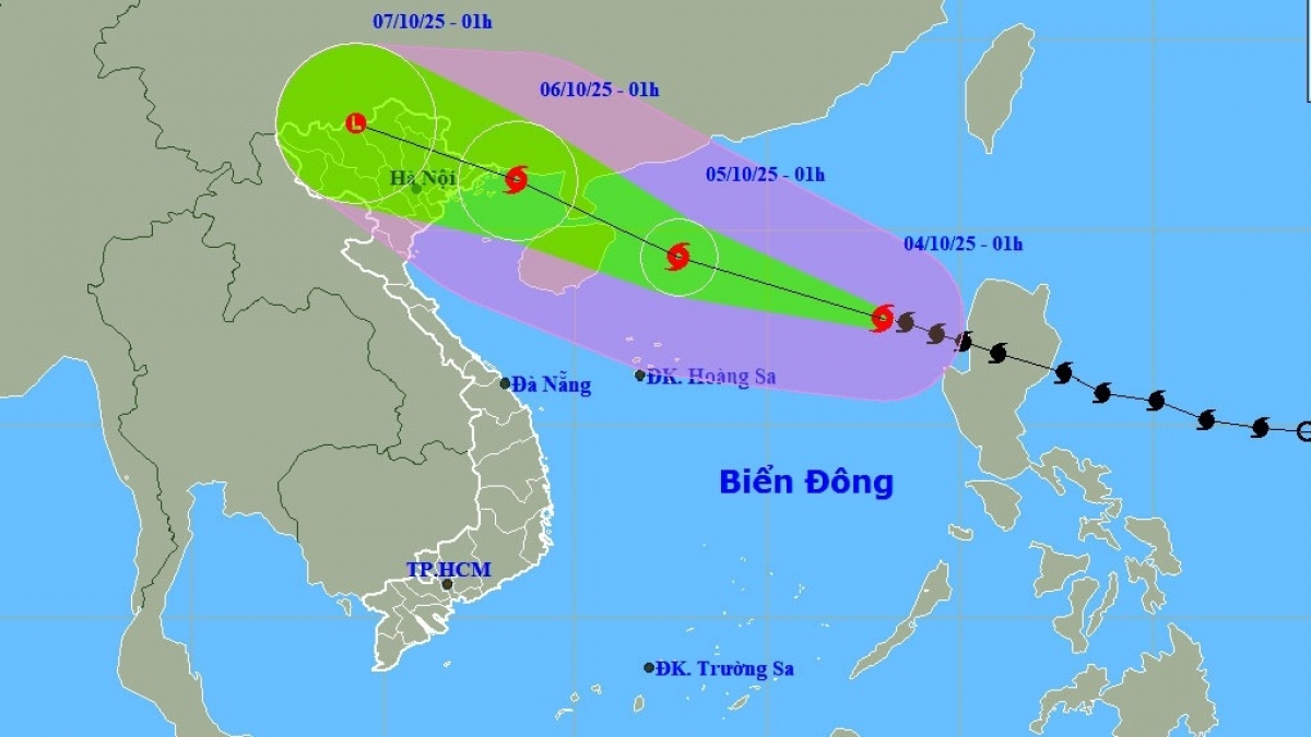 Bão số 11 cách Quảng Ninh khoảng 400km về hướng Đông