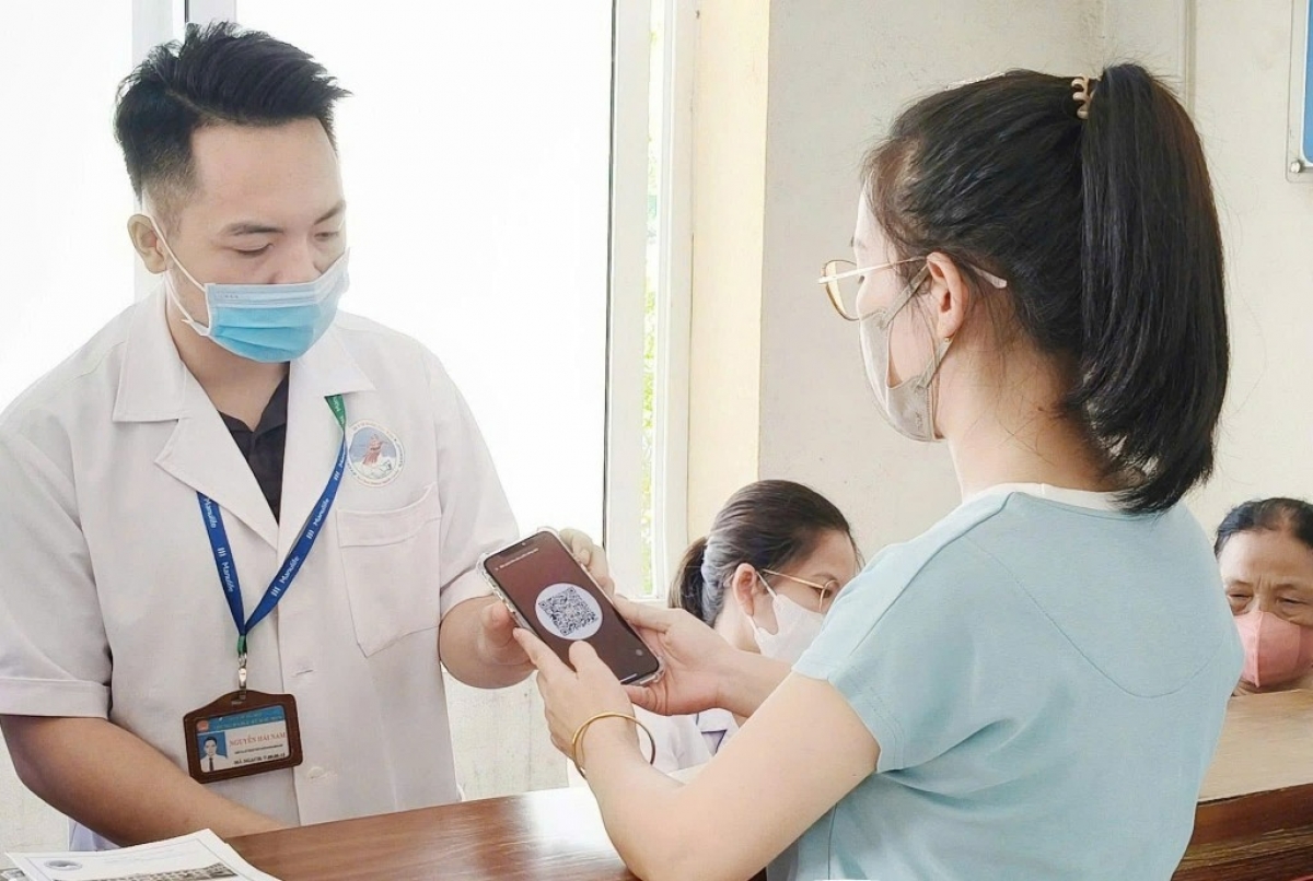 Chăm sóc sức khỏe toàn diện cho người dân thể hiện tính ưu việt của Đảng ta