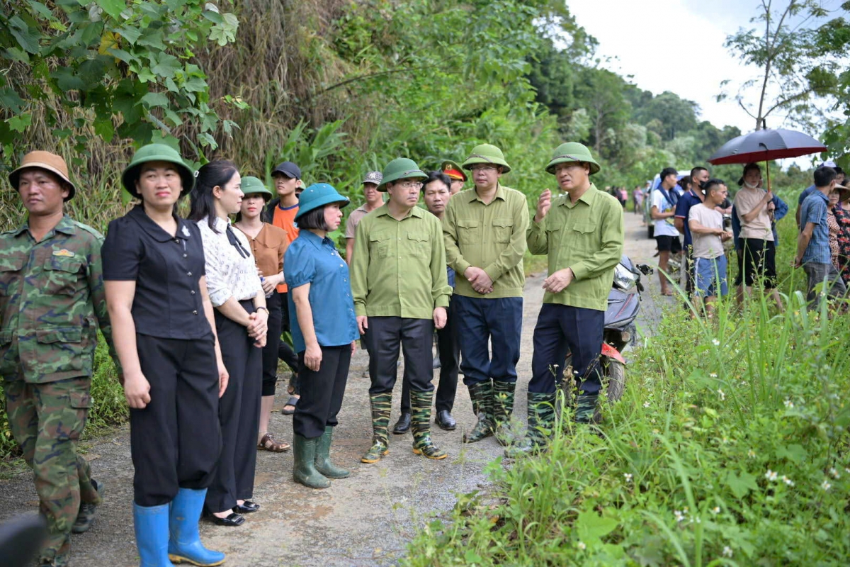 Chính quyền địa phương chỉ đạo công tác cứu hộ, cứu nạn