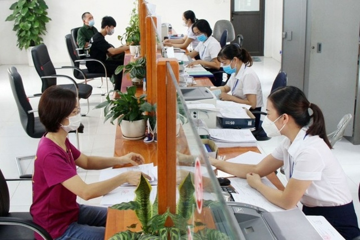 Tháo gỡ khó khăn về thủ tục hành chính, chuyển đổi số trong vận hành mô hình chính quyền địa phương 2 cấp.