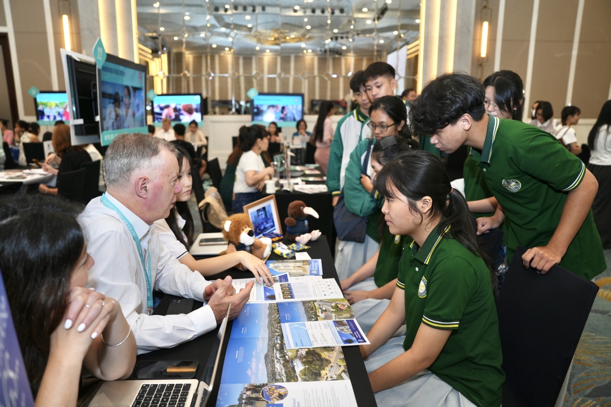 Rất đông học sinh, sinh viên Việt Nam quan tâm tìm kiếm cơ hội học tập tại New Zealand 
